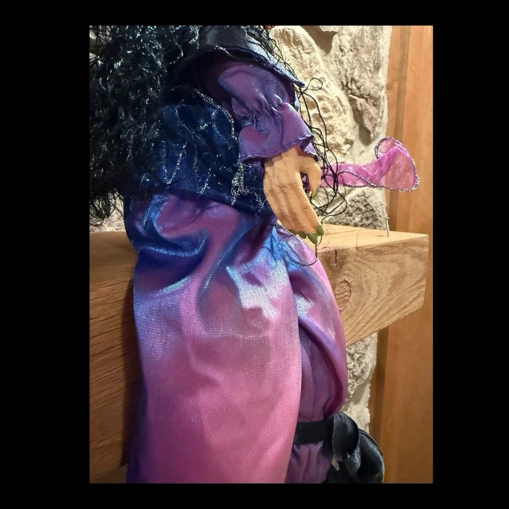 Halloween Witch Shelf Sitter Large 20
